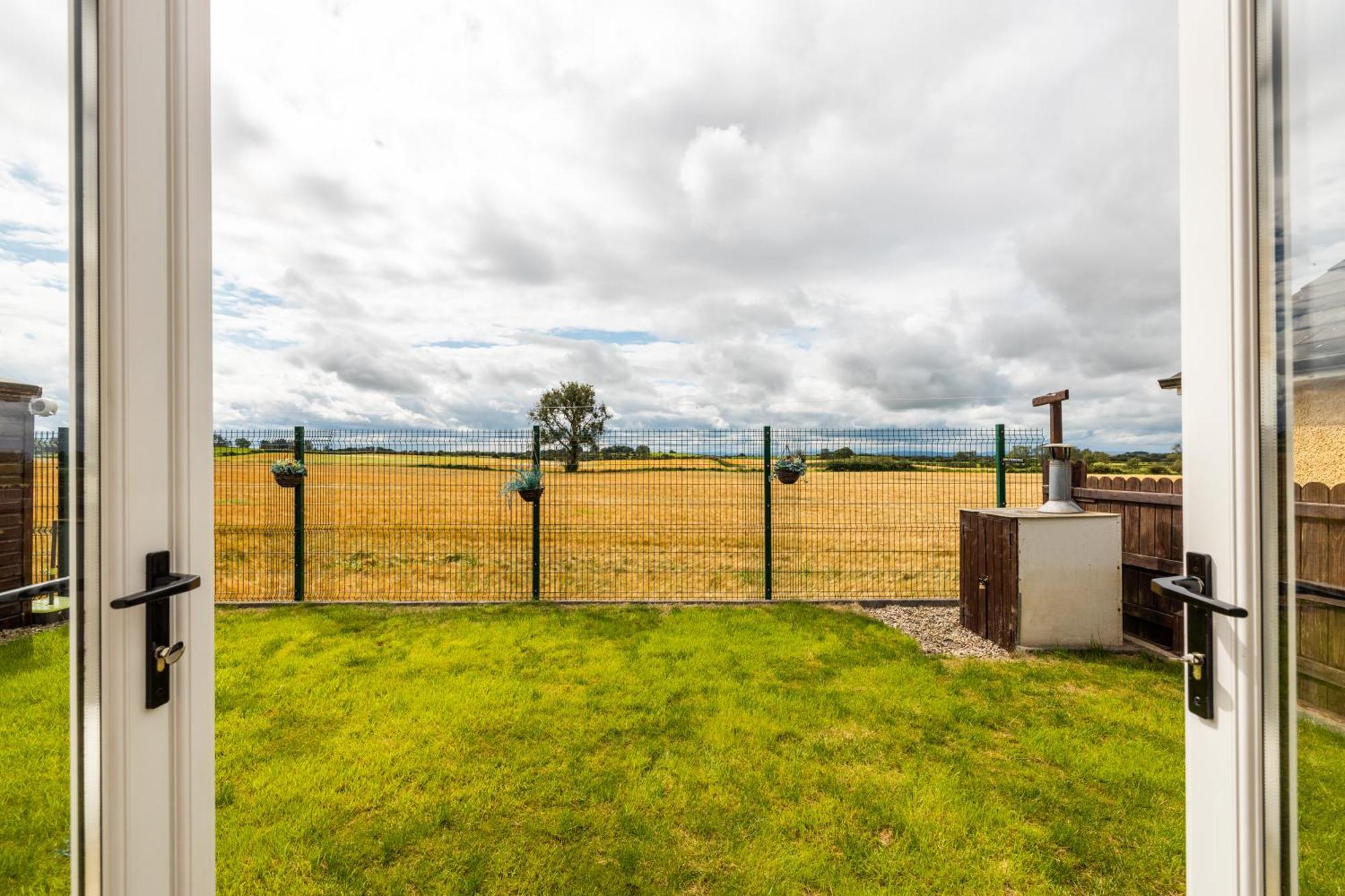 The Ferns-Ideal Base For Exploring The Causeway Coast Armoy Exterior photo